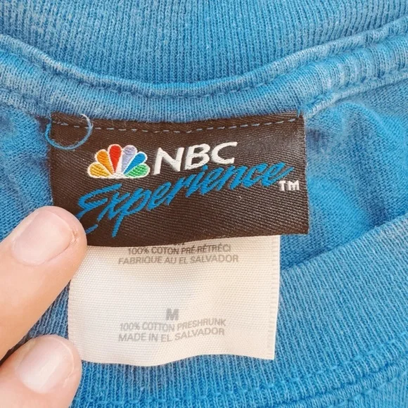 Men’s Vintage FRIENDS Blue Graphic T-Shirt - Picture 2 of 3